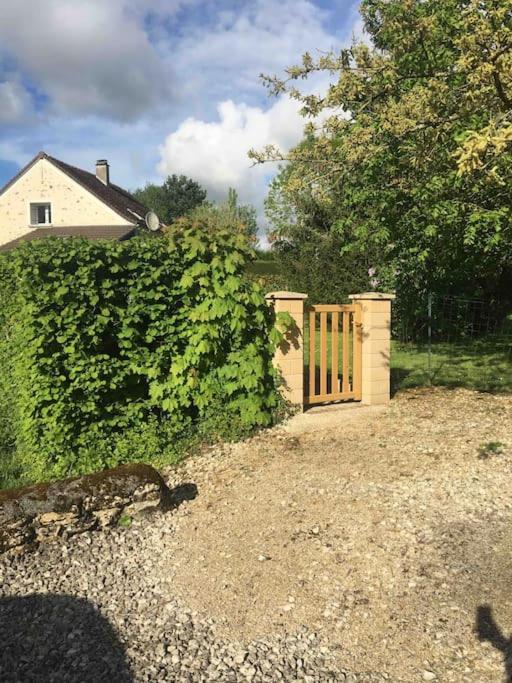 Cottage De Charme A La Campagne Aulnoy Exteriér fotografie